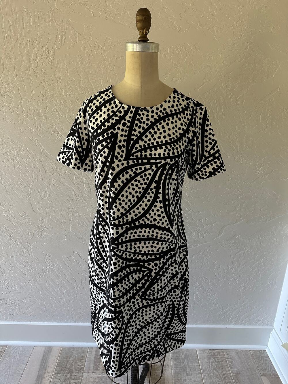 ANN TAYLOR | Womens Cheetah Leaf Shift Dress NEW Size 6 Classic Mod Career Chic